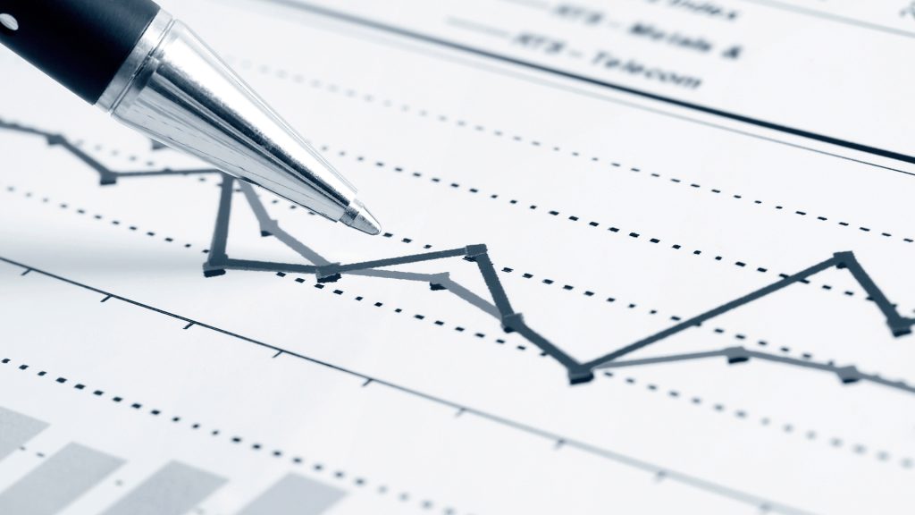 Conoce las NIIF: su importancia, beneficios y cómo adoptarlas para mejorar la credibilidad financiera de tu empresa.