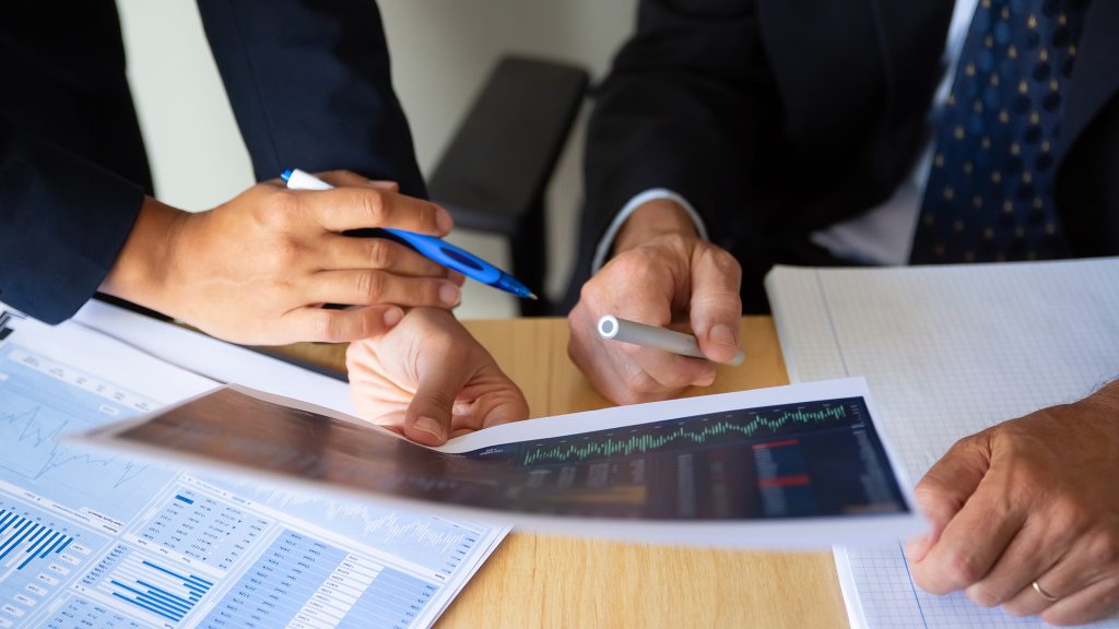 Descubre qué revisa el SAT con tecnología digital y cómo puedes prevenir errores fiscales desde ahora.